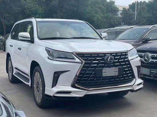 天博：22款雷克萨斯LX570绝版160余万起(图1)