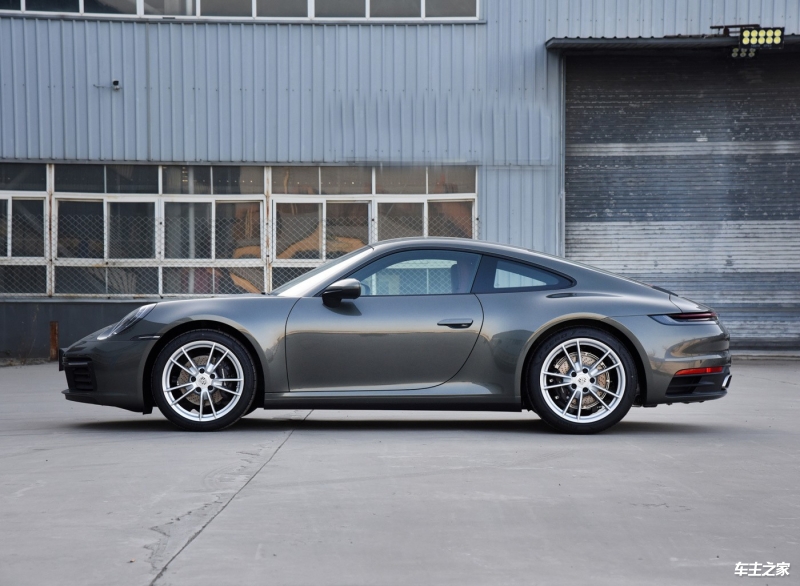 保时捷911促销125万起(图3)