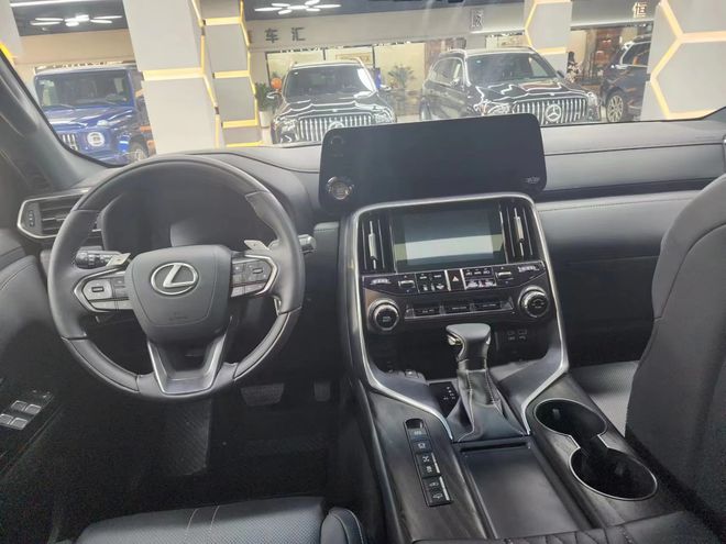 23款雷克萨斯LX600最新配置解析(图5)
