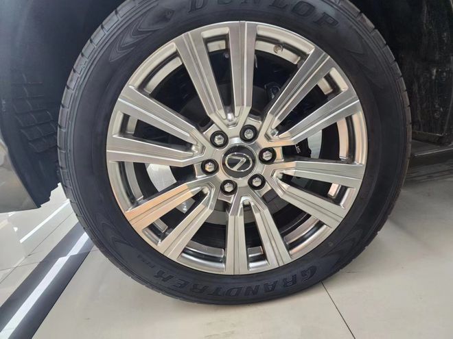 23款雷克萨斯LX600最新配置解析(图6)