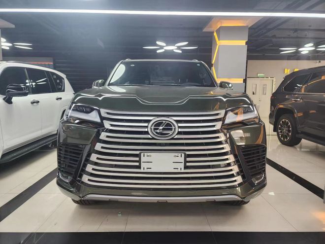 23款雷克萨斯LX600畅销车型实时报价(图1)