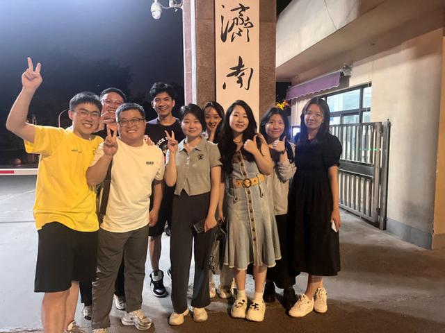 济南大学有个本科生团队在食品领域国际顶级期刊连续发表论文